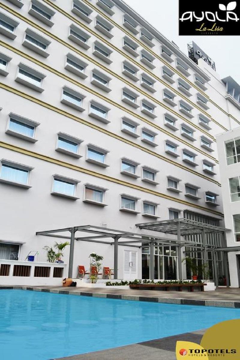 La Lisa Hotel סוראבאיה מראה חיצוני תמונה